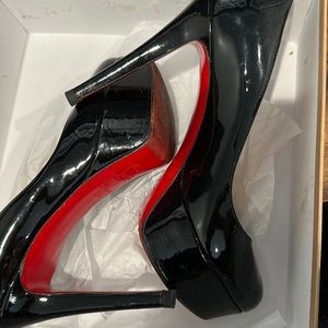 COPY - Christian louboutin heels !